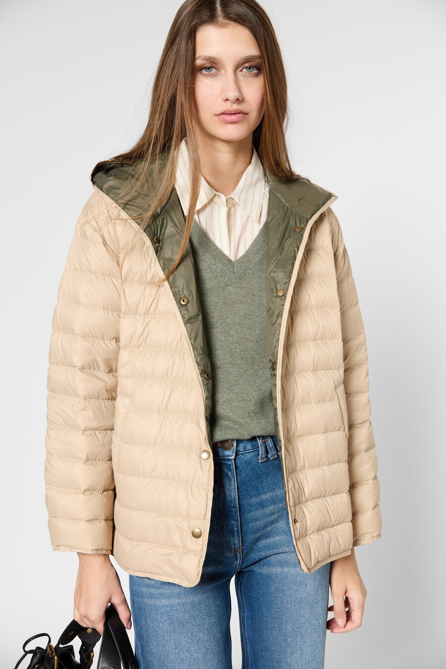 chaqueta corta de plumas reversible con capucha - serena