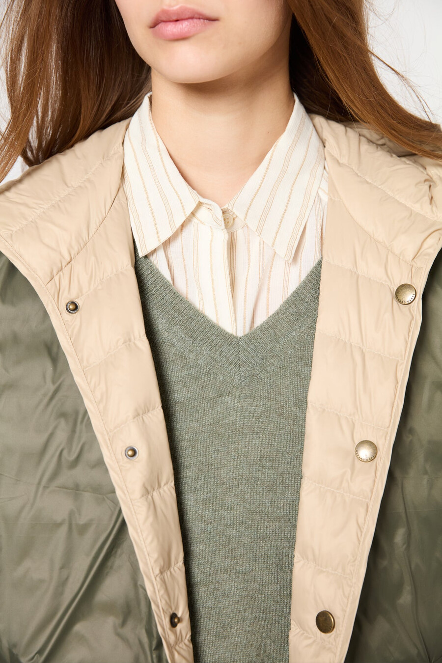 chaqueta corta de plumas reversible con capucha - serena