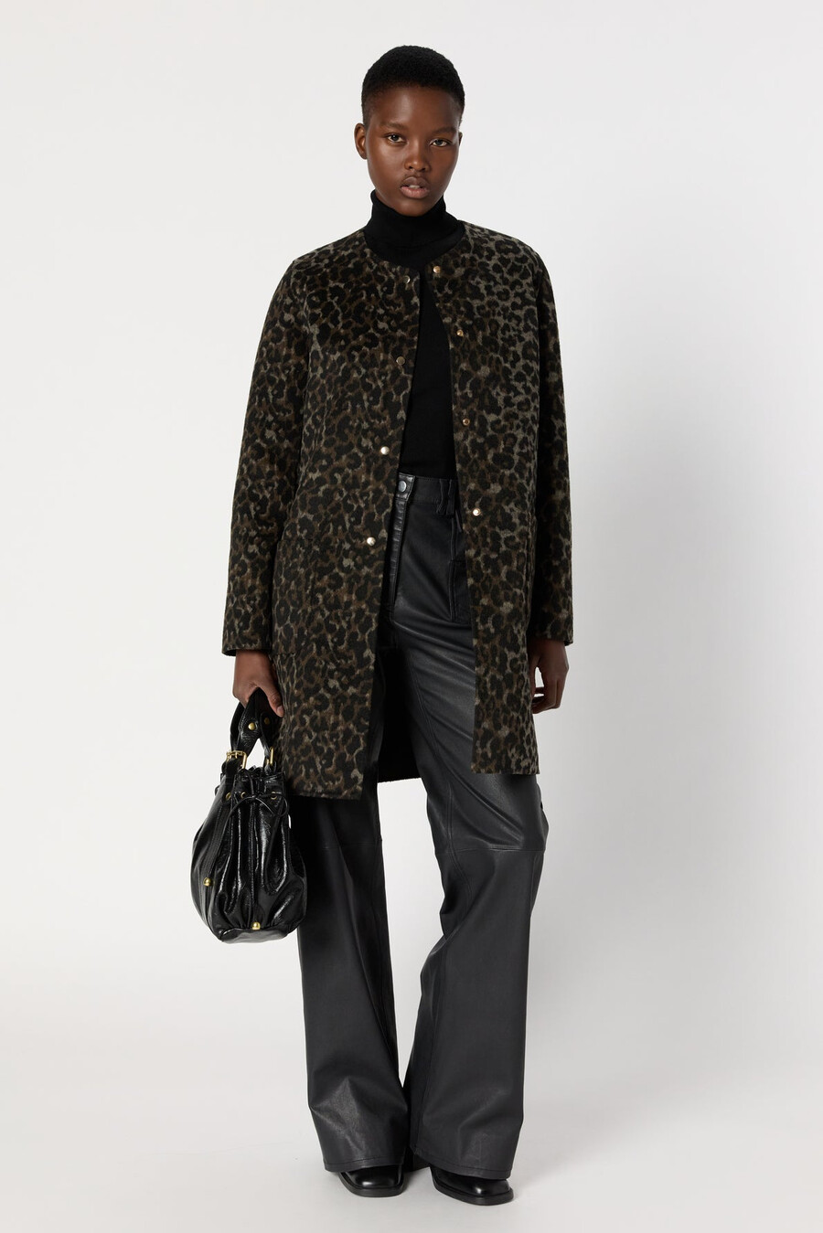 abrigo reversible liso y leopardo - matilda