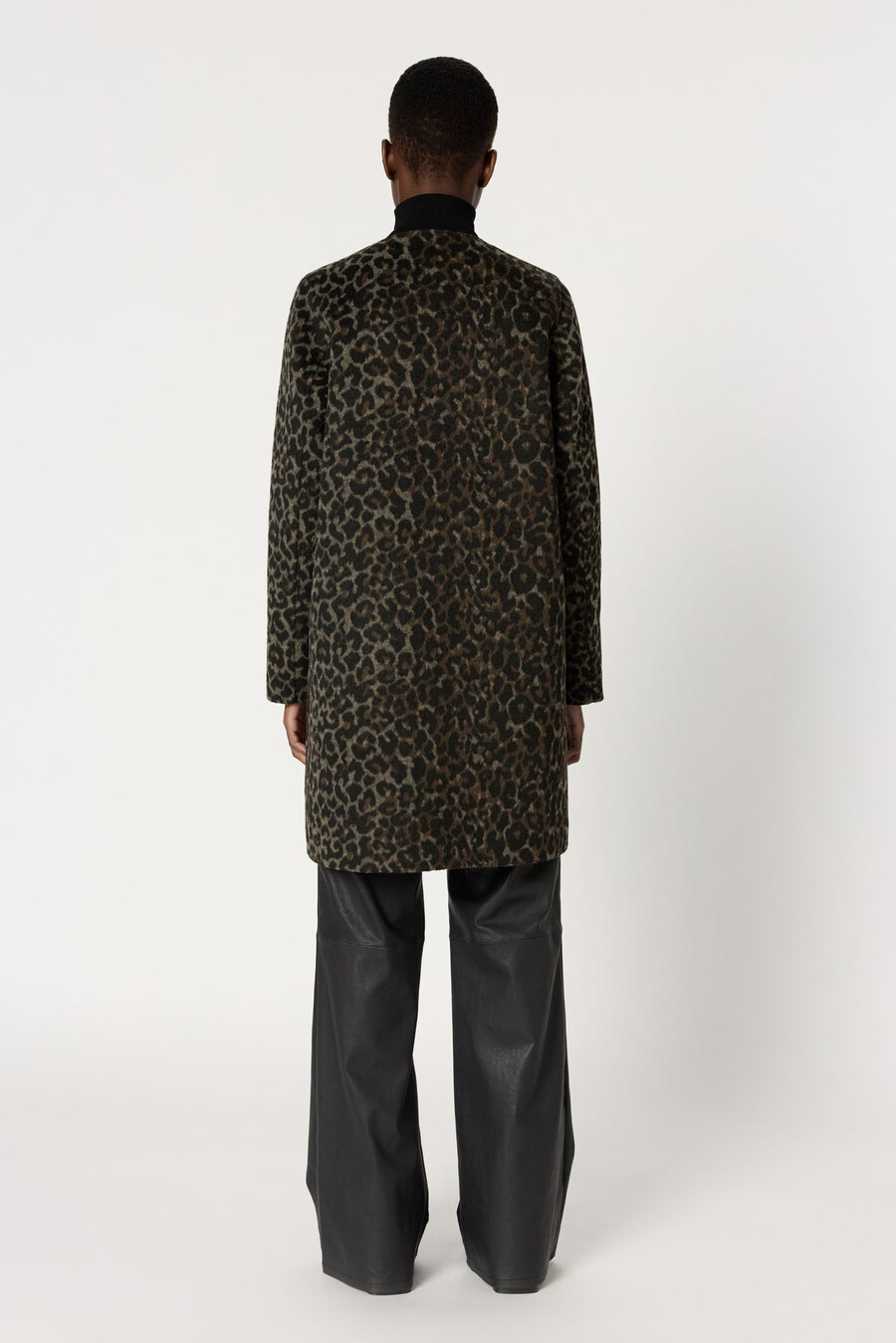 abrigo reversible liso y leopardo - matilda