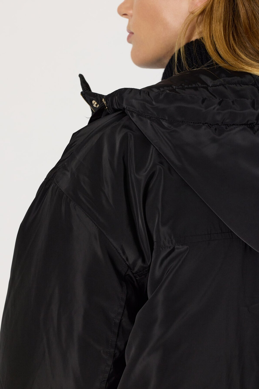 parka corta con capucha - marissa