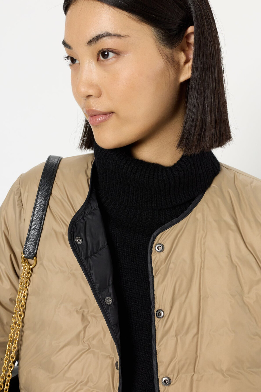 chaqueta ligera reversible de plumas - sade
