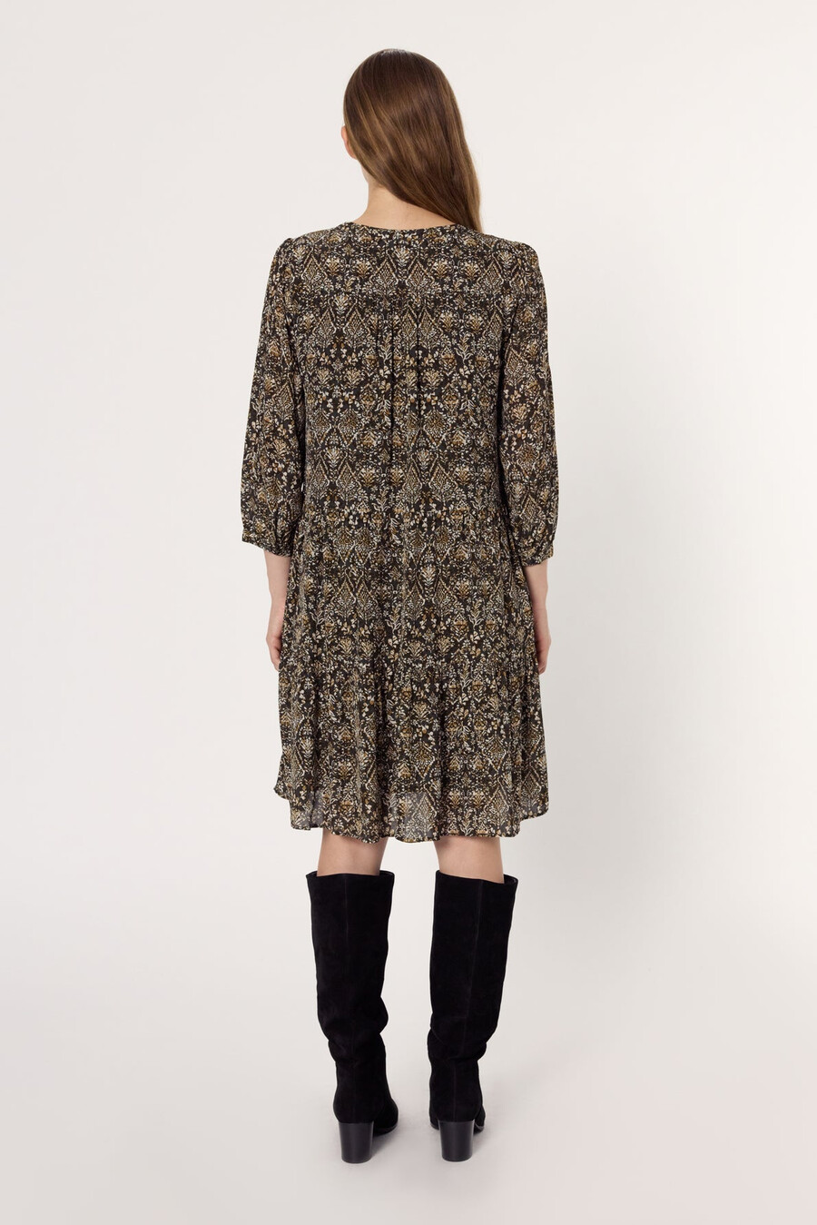 vestido corto con estampado étnico - lyne
