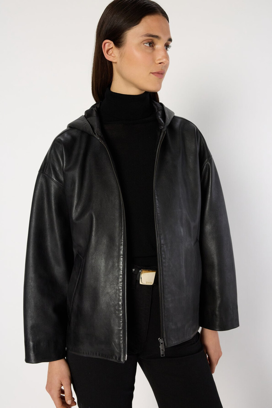 chaqueta de cuero con capucha oversize - nabila