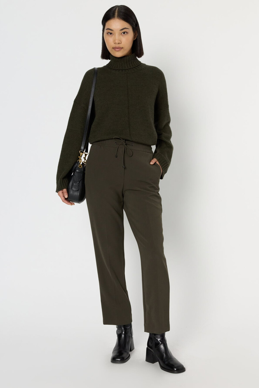 pantalón recto con espalda elástica - clarael