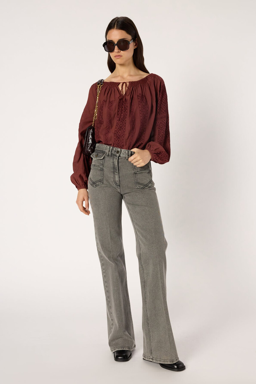 blusa bordada con escote amplio - aglae