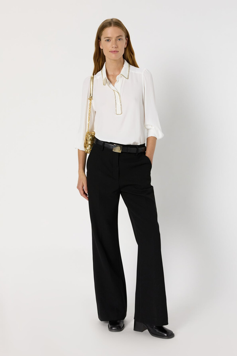 camisa con perlas doradas - astrid